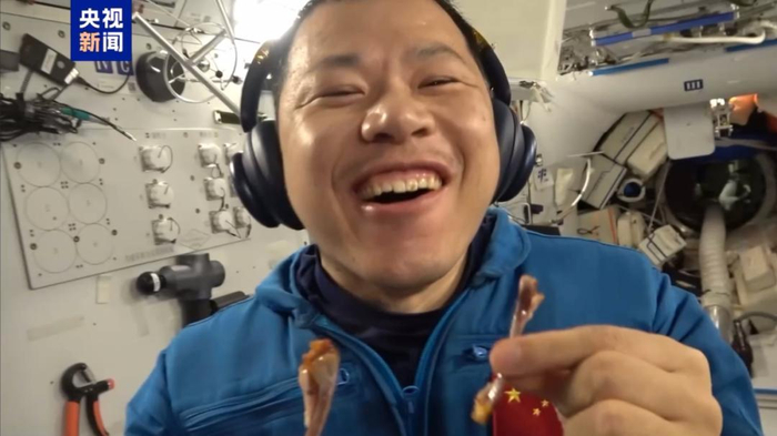 1762234938362440.jpg ca9fa8c142d18b337b392411fe721f27_w700d1q75cms.jpg